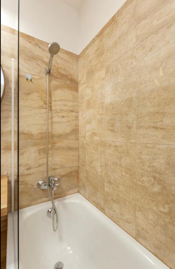 Kazinczy Apartment #Freeparking 부다페스트 외부 사진